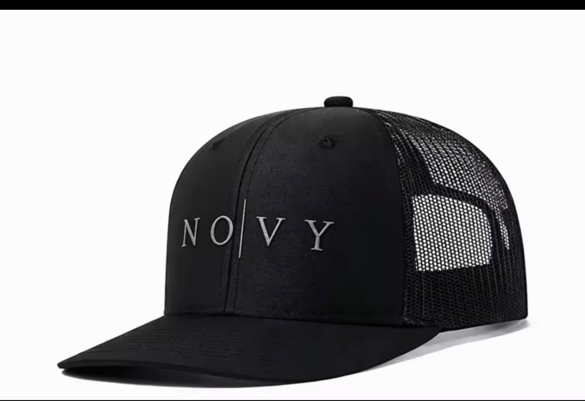 NOVY black trucker hat